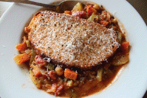 Minestrone Soup with Farro