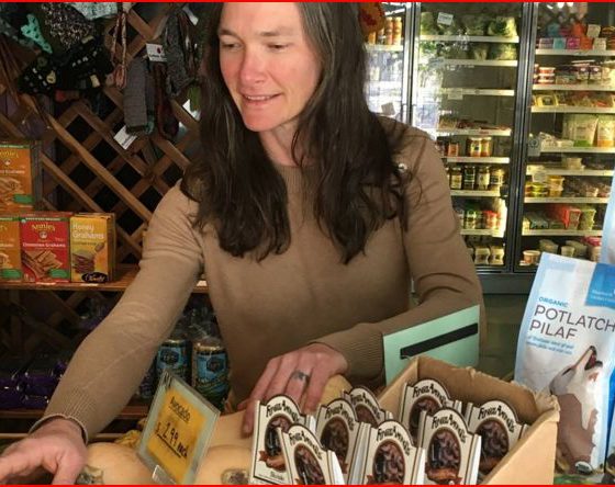 Customer Profile: Danielle Gibbs of Sage Mountain Natural Foods